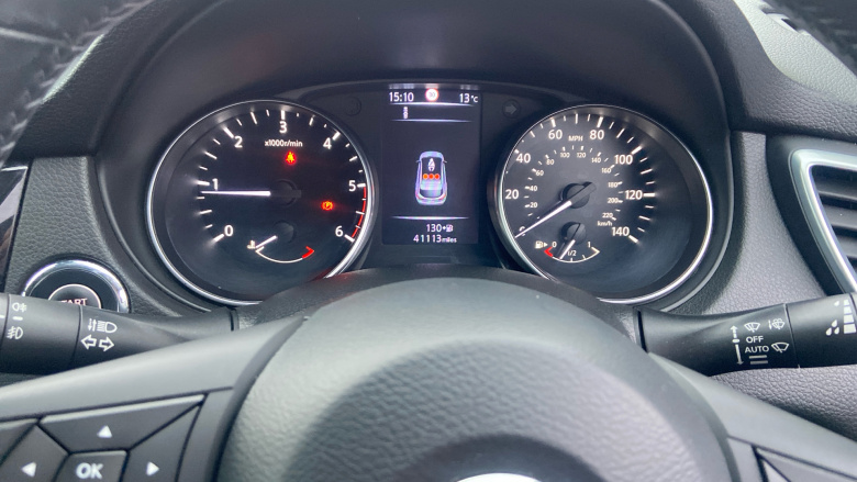 Nissan Qashqai 1.5 dCi N-Connecta 5dr Diesel Hatchback